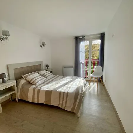 T3 Renove Avec Wifi, Proche Des Thermes De - Fr-1-495-145 Apartment *