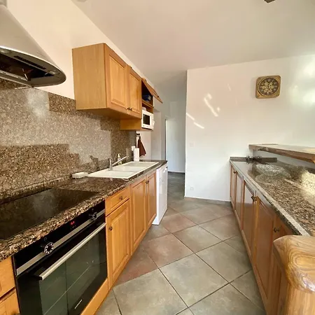 T3 Renove Avec Wifi, Proche Des Thermes De - Fr-1-495-145 Apartment