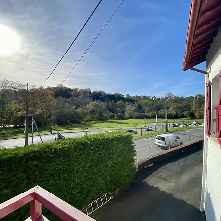 Apartment T3 Renove Avec Wifi, Proche Des Thermes De - Fr-1-495-145 Cambo-les-Bains