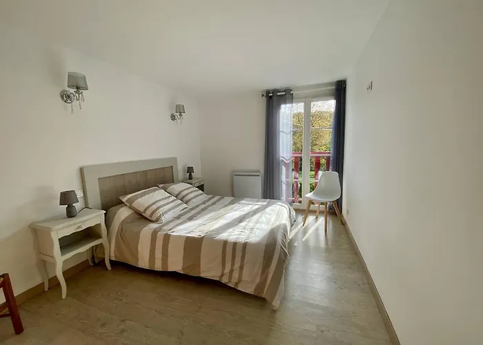 : T3 Renove, 4 Pers, Proche Thermes, Wifi - Fr-1-495-145 Апартаменты *